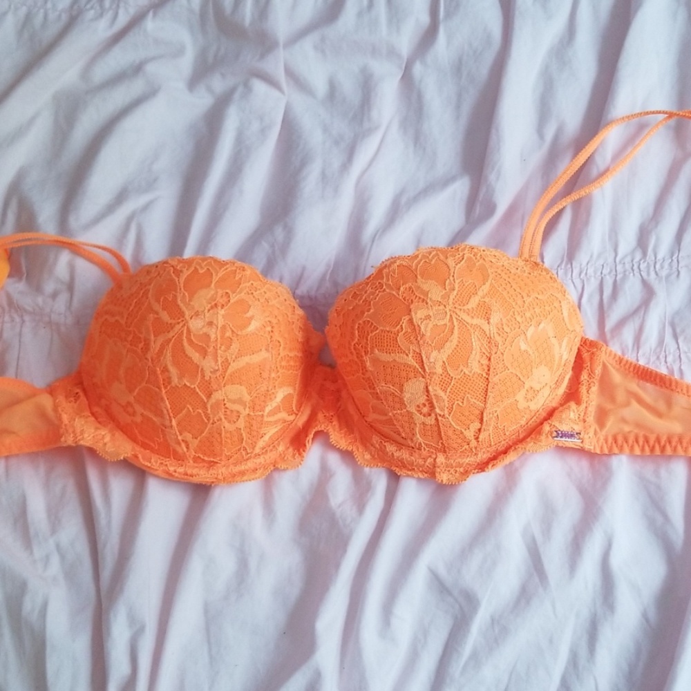 ♡ VS PINK bra ♡